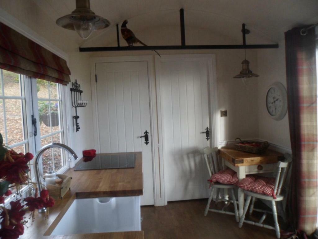 האוויק Borthwickbrae Shepherd'S Hut מראה חיצוני תמונה