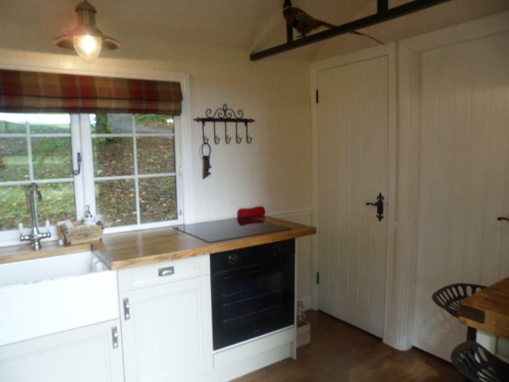 האוויק Borthwickbrae Shepherd'S Hut מראה חיצוני תמונה